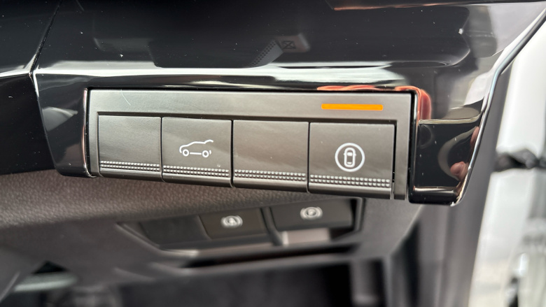 Renault Rafale E-Tech FHEV Techno Esprit Alpine 5dr Auto 4C Hybrid Estate